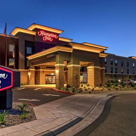 Hampton Inn Fresno Airport Екстер'єр фото