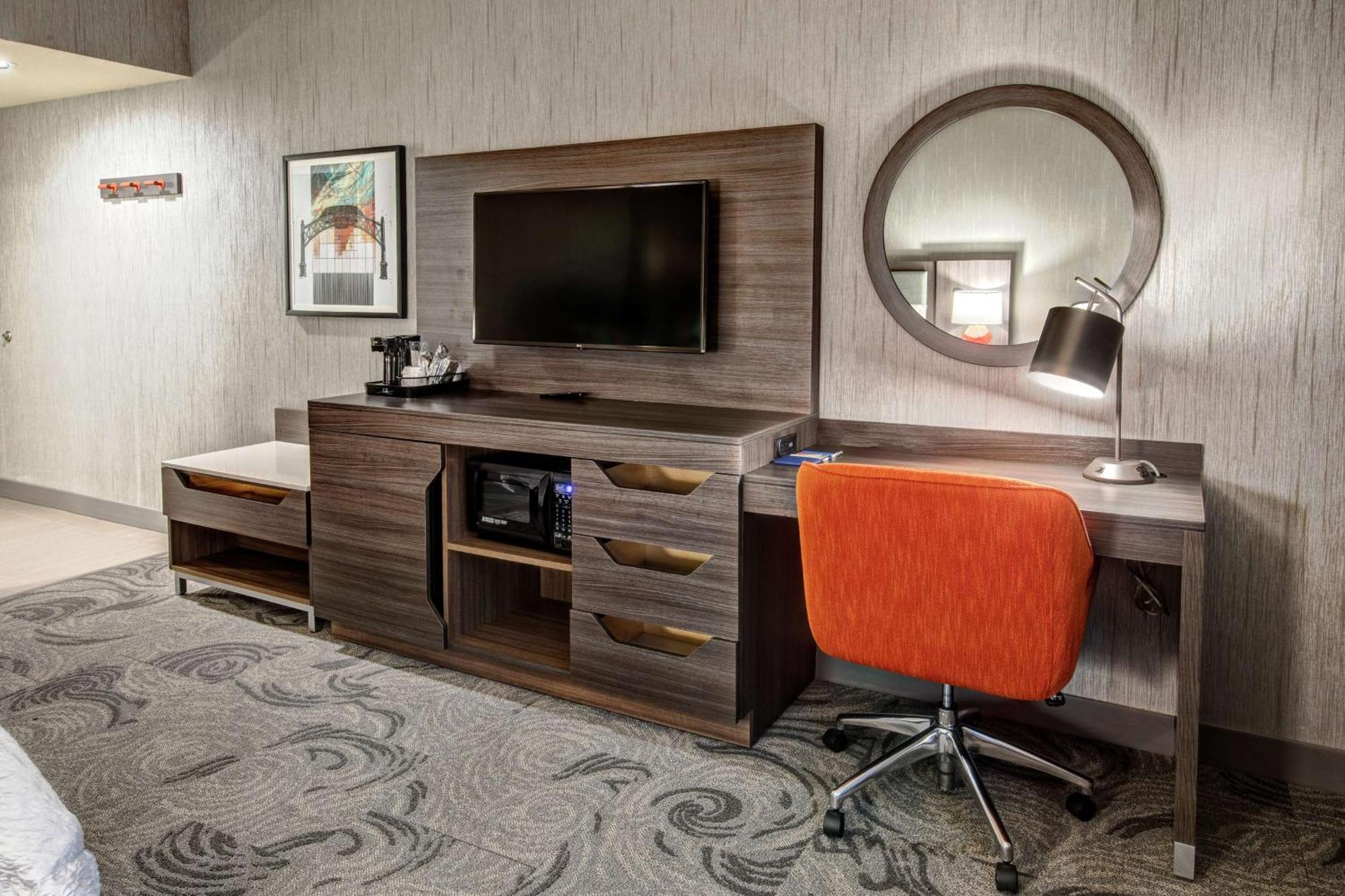 Hampton Inn Fresno Airport Екстер'єр фото