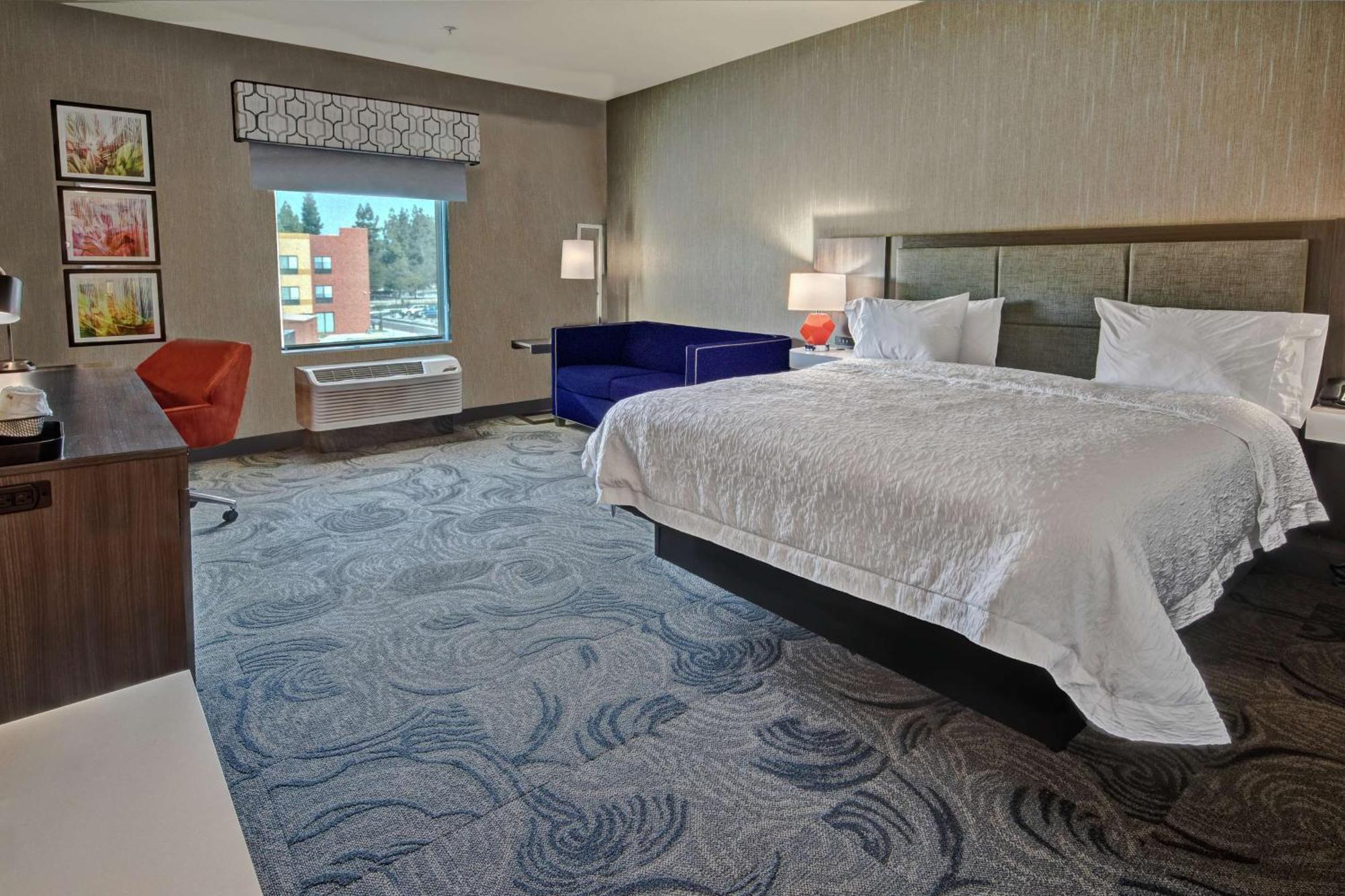 Hampton Inn Fresno Airport Екстер'єр фото