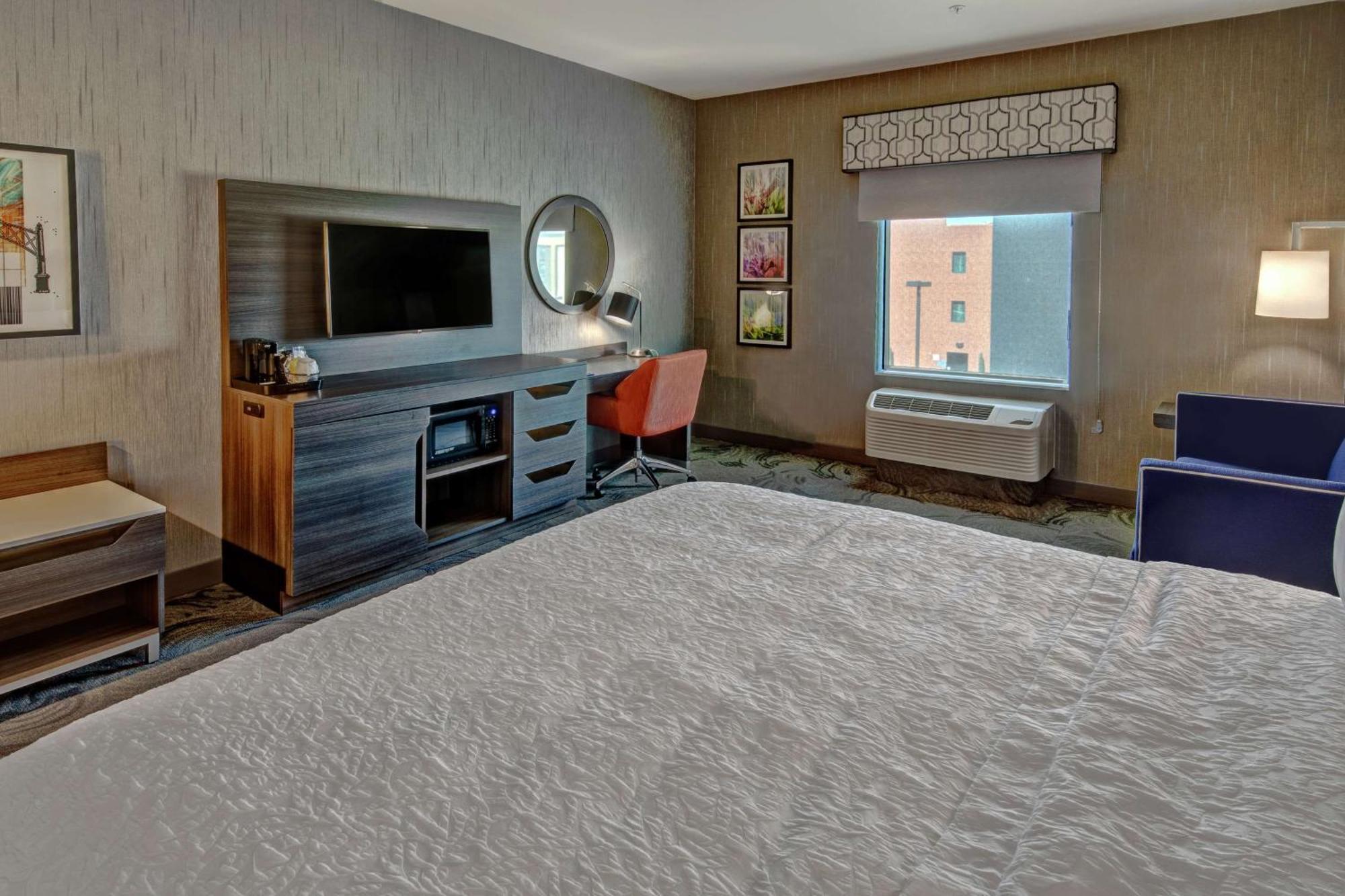 Hampton Inn Fresno Airport Екстер'єр фото